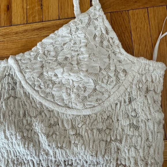 Zara Bralette - Picture 2 of 3